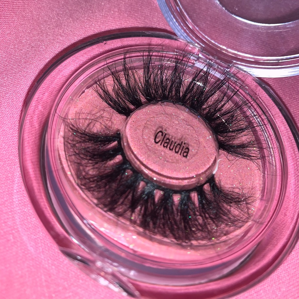Claudia - mink eyelashes